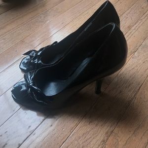 BCBG Bow Heels